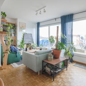 Altitude Cent:  Bel immeuble de rapport 5 unités + garage 
