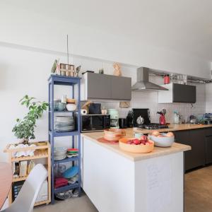Altitude Cent:  Bel immeuble de rapport 5 unités + garage 