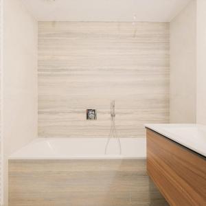 Quartier Européen : Somptueux duplex 3 chambres avec jardin 