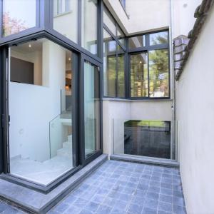 Quartier Européen : Somptueux duplex 3 chambres avec jardin 