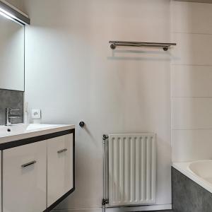 Congrès/Parc Royal : Super appartement 2 chambres meublé 
