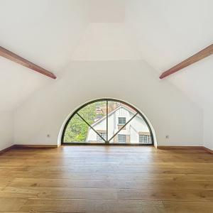 Lycée Français : Superbe duplex penthouse + terrasse + pkg