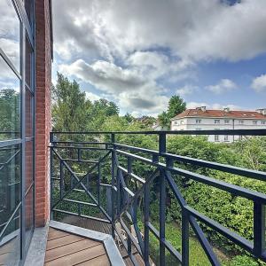 Lycée Français : Superbe duplex penthouse + terrasse + pkg