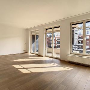 Brugmann Court : Superbe appartement + terrasse + parking