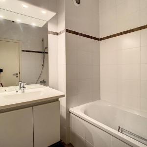 Brugmann Court : Superbe appartement + terrasse + parking