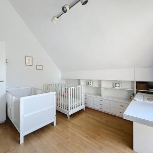 Bosveldweg : Superbe villa avec un vaste jardin + parking