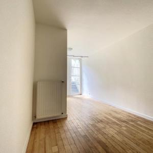 Châtelain/Stéphanie : Superbe duplex rdc avec jardin rénové