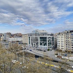 Boulevard de Waterloo : Magnifique appartement meublé 