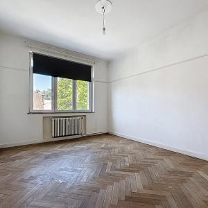 Molière/Alsemberg, ravissant appartement 2ch à rénover