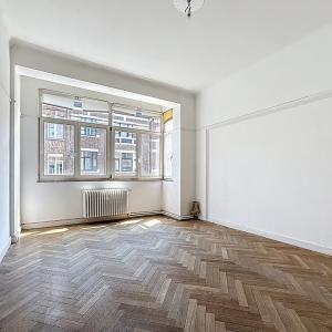 Molière/Alsemberg, ravissant appartement 2ch à rénover