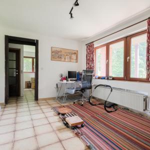 Béchet: magnifique villa, jardin sud, 2 garages, PEB B