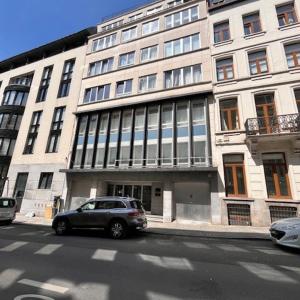 Place des Barricades, 4 emplacements de parking intérieur à vendre
