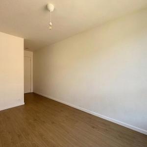 Triomphe : Bel appartement 2 chambres un immeuble récent