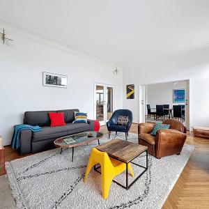 Toison d'Or : Somptueux appartement 3 chambres meublé