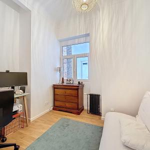 Toison d'Or : Somptueux appartement 3 chambres meublé