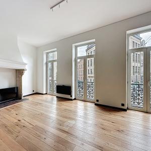 Sablon : Super studio avec balcon
