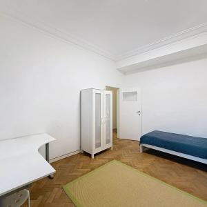 Solbosch : Superbe rez-de-chaussée 2 chambres + cour