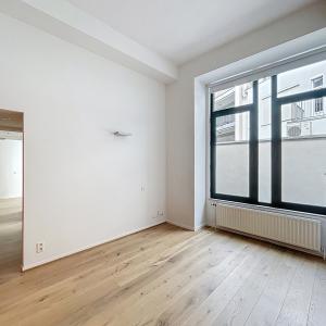 Quartier Européen : Magnifique appartement 2 chambres + bur