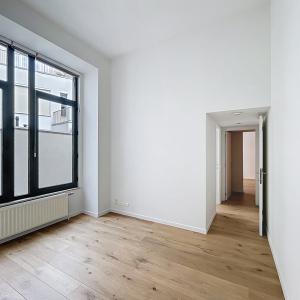 Quartier Européen : Magnifique appartement 2 chambres + bur