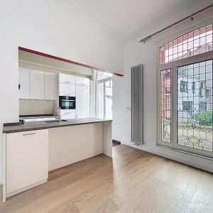 Américaine : Beau quadruplex remis à neuf + terrasses