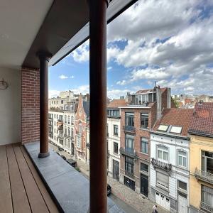 Américaine : Beau quadruplex remis à neuf + terrasses