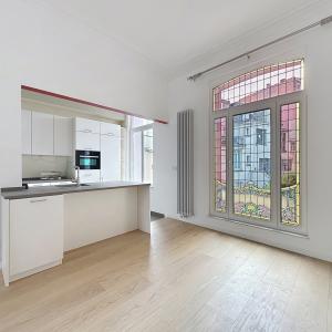 Américaine : Beau quadruplex remis à neuf + terrasses