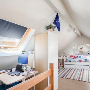 Châtelain : Magnifique arrière maison 3 chambres + bureau 