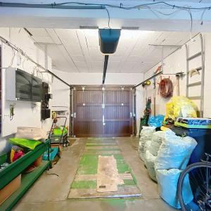Saint-Job : Maison 4 chambres + bureau + jardin 