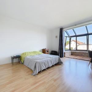 Saint-Job : Maison 4 chambres + bureau + jardin 