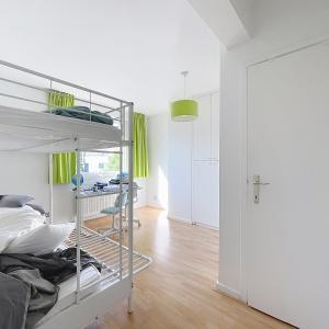 Saint-Job : Maison 4 chambres + bureau + jardin 