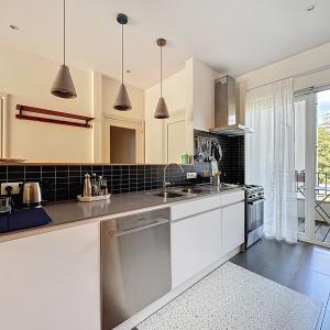 Châtelain  : Magnifique appartement 2 ch meublé