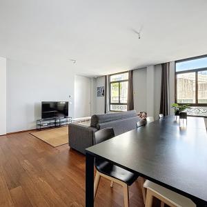 Toison d'Or : Superbe appartement meublé de 2 chambres