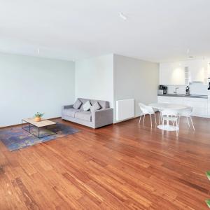 Toison d'Or : Superbe appartement meublé avec 1 chambre