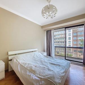 Churchill : Bel appartement meublé avec terrasse.