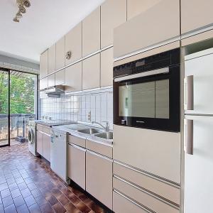 Churchill : Bel appartement meublé avec terrasse.