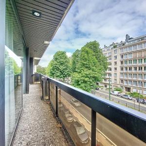 Churchill : Bel appartement meublé avec terrasse.