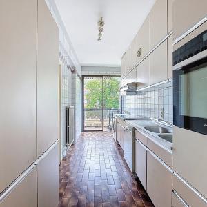 Churchill : Bel appartement meublé avec terrasse.