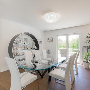 Magnifique villa passive sur terrain de 27 ares avec piscine