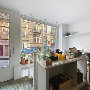 BOONDAEL : Superbe duplex rez-de-chaussée commercial
