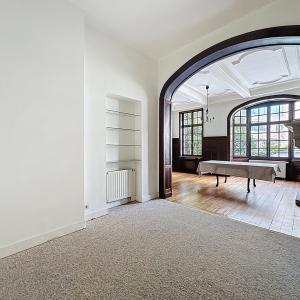Cinquantenaire/Renaissance: Superbe appartement de caractère