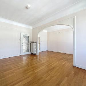 Brugmann : Appartement 2 chambres + chambre de bonne