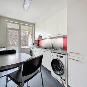 Churchill/BDC : Superbe appartement 4 chambres + terrasse