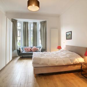 De Beco : Bel appartement meublé 2 chambres + terrasse