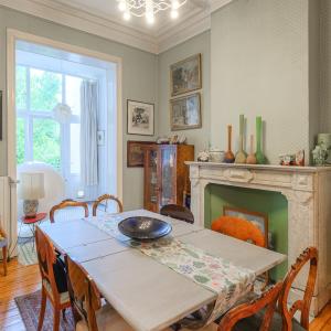 Pl. Brugmann: maison 3 chambres - 2 bureaux avec jardin Sud