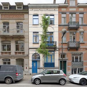 Pl. Brugmann: maison 3 chambres - 2 bureaux avec jardin Sud
