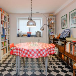 Pl. Brugmann: maison 3 chambres - 2 bureaux avec jardin Sud