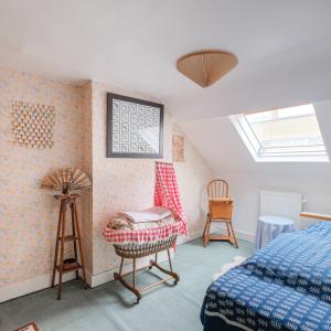 Pl. Brugmann: maison 3 chambres - 2 bureaux avec jardin Sud