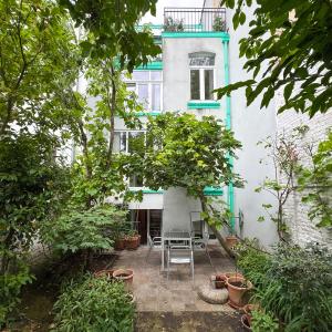 Pl. Brugmann: maison 3 chambres - 2 bureaux avec jardin Sud