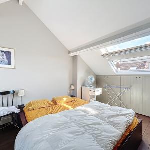 Châtelain/Brugmann : Superbe duplex penthouse meublé
