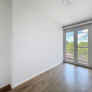 Expo Universelle : Superbe appartement de 2 chambres +balcon